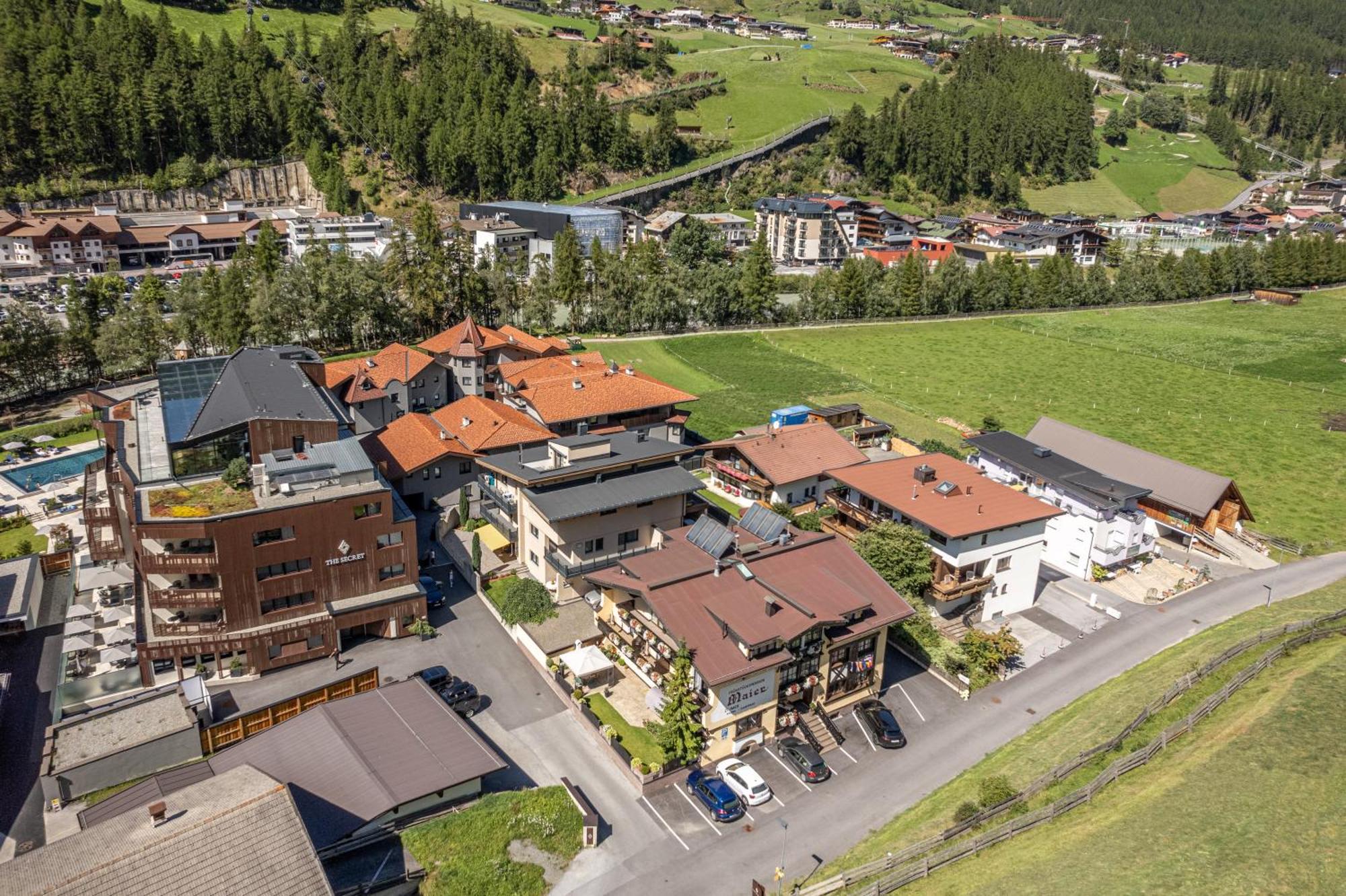 Fruehstueckspension Maier Solden Bagian luar foto